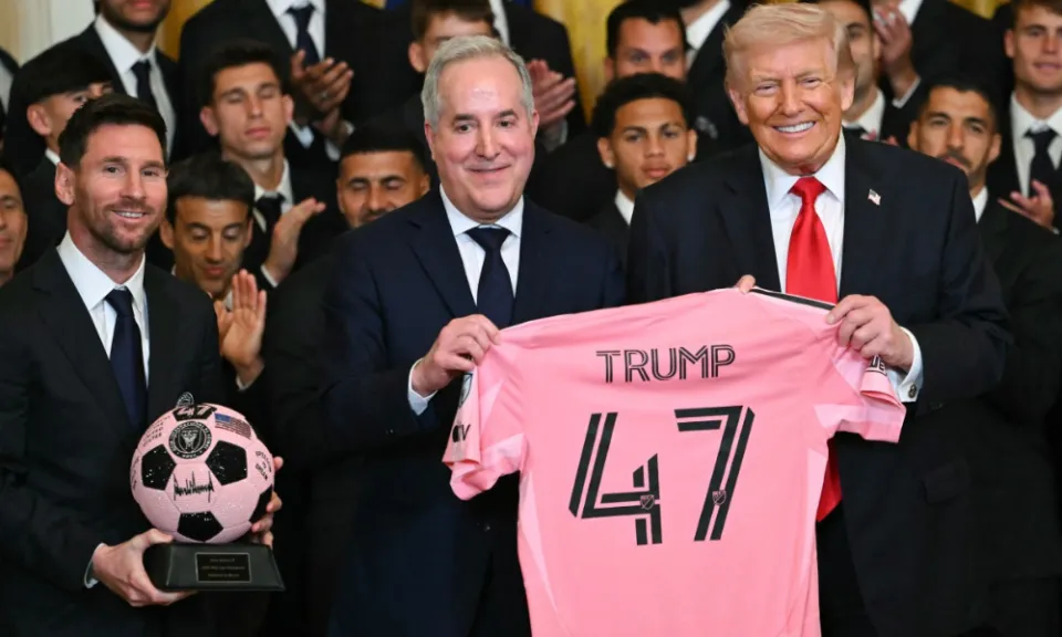 Donald Trump elogia Palmeiras em encontro com Messi: 'Melhor time do Brasil'
