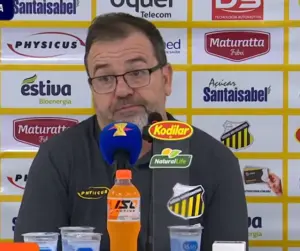 Enderson detona Matheus Candançan e 'pressiona' árbitro de domingo