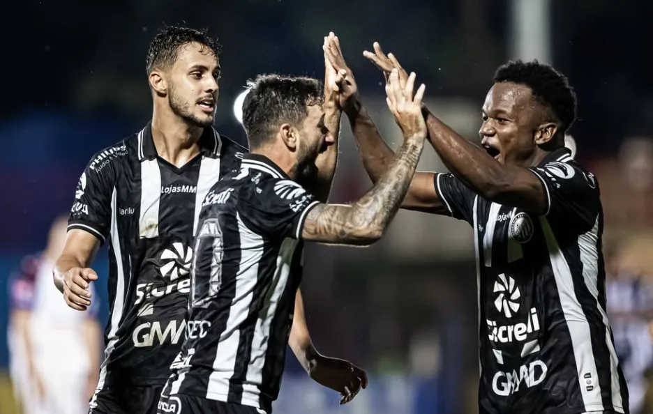 Operário conquista o título paranaense (Foto: @lucianobrewfotografia)