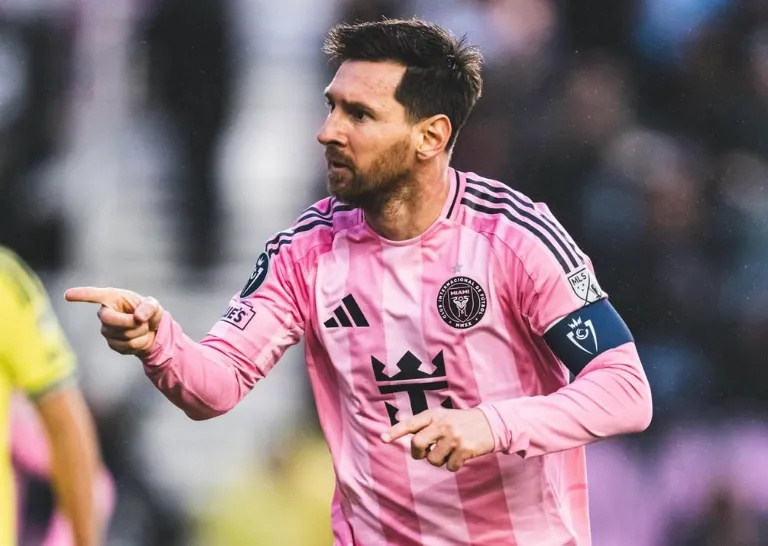Messi balança as redes pelo Inter Miami e alcança marca de 900 gols na carreira