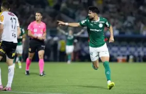FI em Barueri! Goleiro empina pipa, lateral do Palmeiras leva 'caneta' e mais detalhes da final