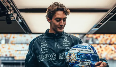 russel celebra pole sprint0gp da chinha