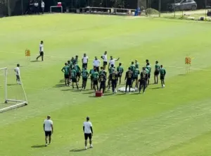 São Bernardo x Ceará - onde assistir, horário e escalações