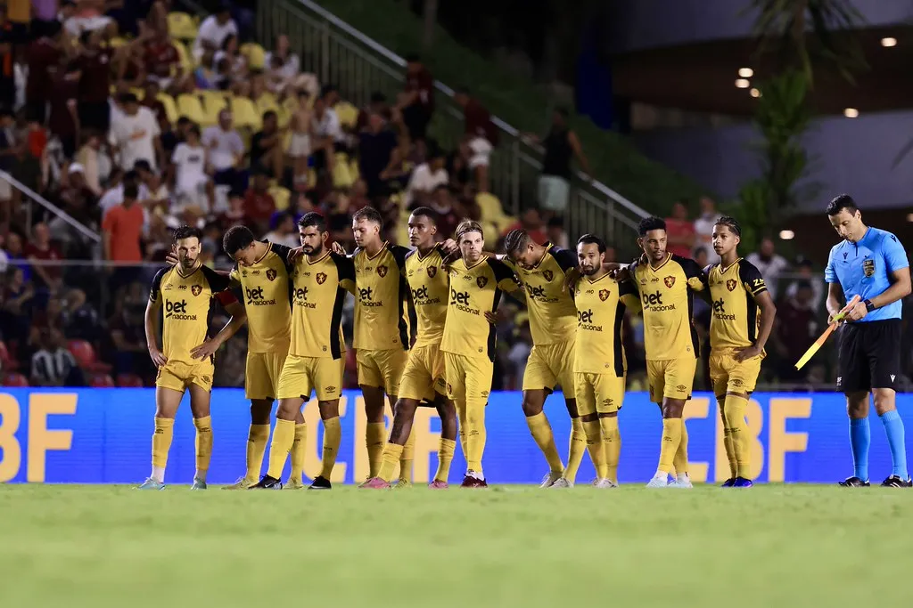 Sport bate Desportiva pênaltis Copa do Brasil