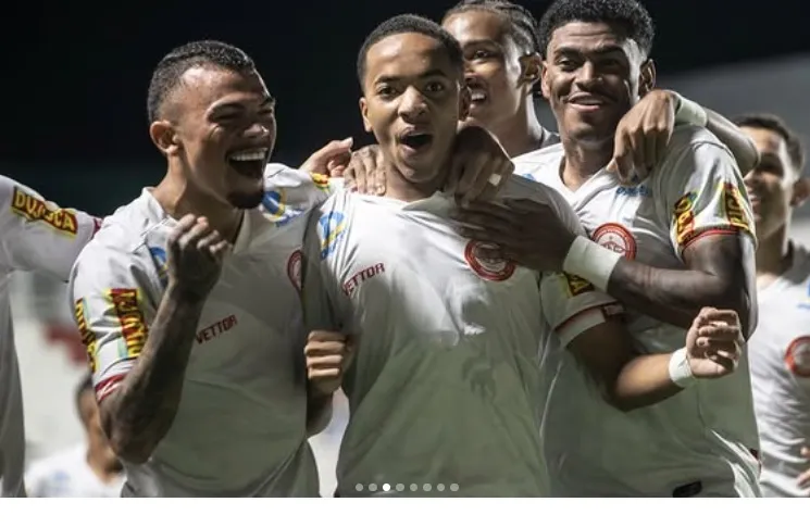 Tombense 3 x 2 Avaí – Abriu 3 a 0, segurou a pressão e venceu