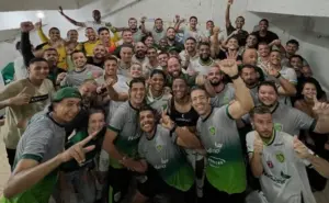 CAPIXABA: Porto Vitória goleia, reverte desvantagem e garante vaga na final