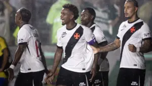 Cruzeiro x Vasco - Cruzmaltino encara mais um campeão estadual
