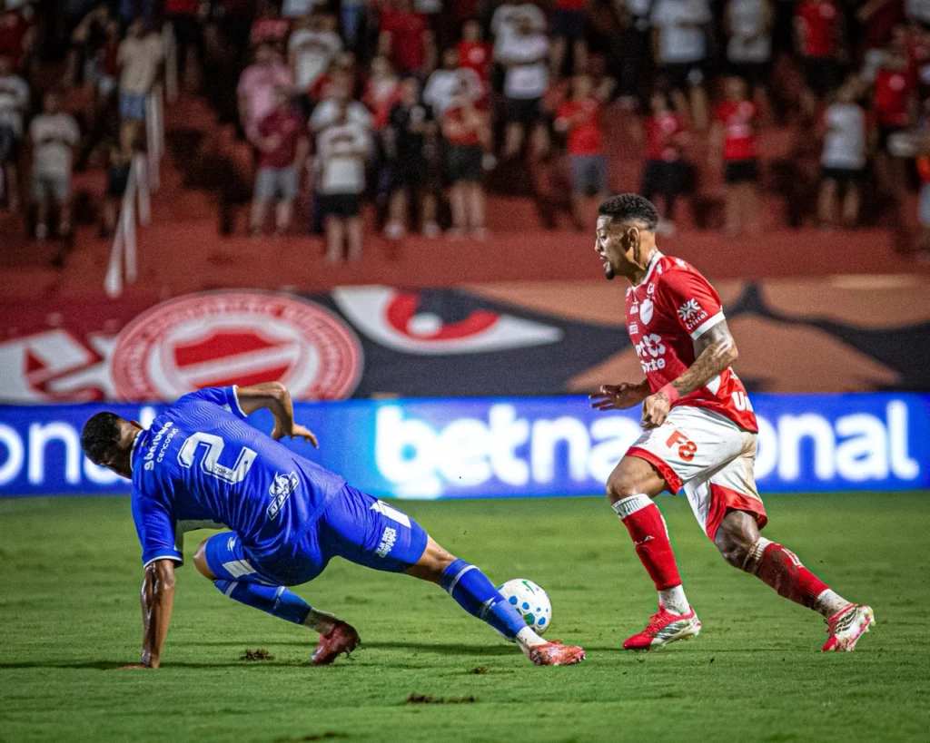 Vila Nova busca superar eliminação Copa do Brasil