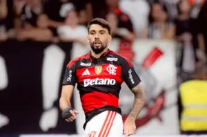Corinthians 1 x 1 Flamengo - Empate e reclamação contra a arbitragem