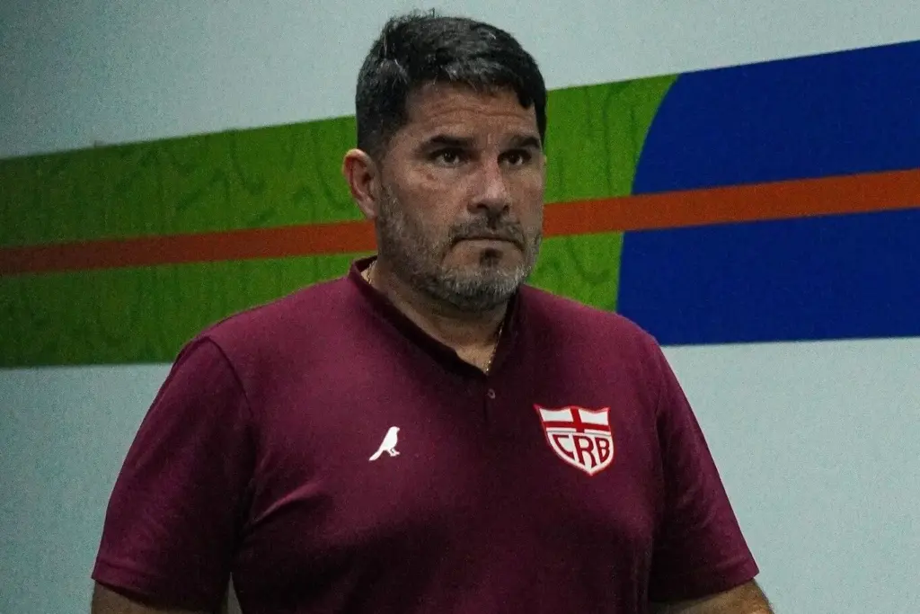 CRB amarga lanterna entre mandantes e decepciona torcida no Rei Pelé (Foto: Lucca Morais/CRB)