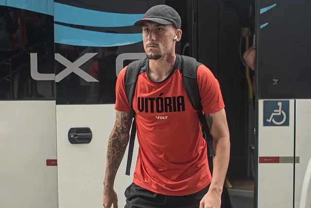 Vitória perde dupla de volantes titulares para duelo em Chapecó (Foto: Victor Ferreira/ECV)