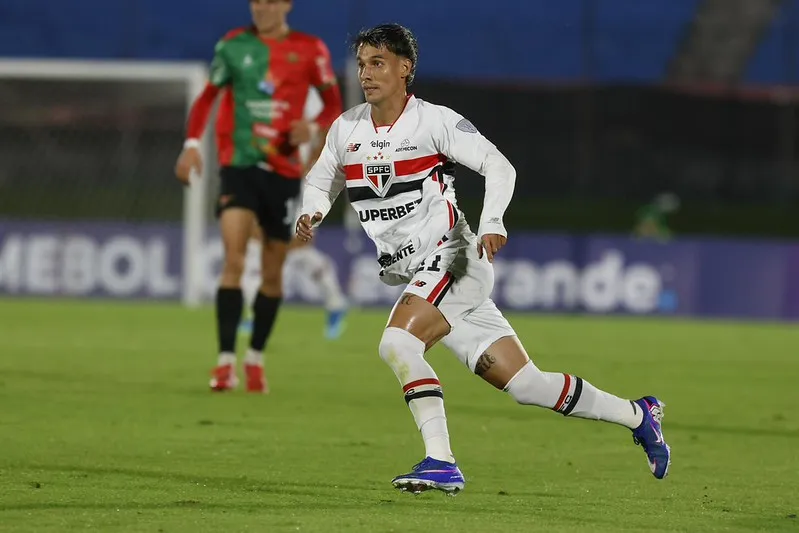 Boston River 0 x 1 São Paulo - Tricolor começa com vitória na Sul-Americana 3
Boston River 0 x 1 São Paulo - Tricolor começa com vitória na Sul-Americana (Foto: Rubens Chiri / São Paulo FC)