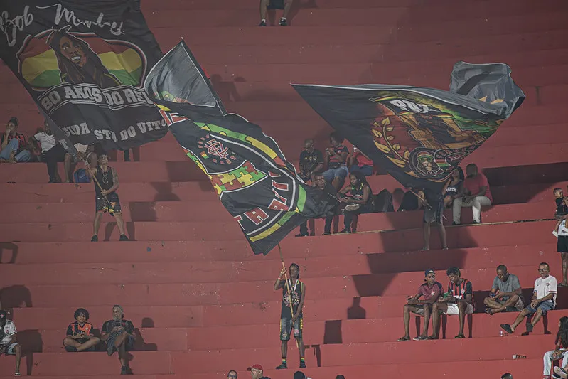 Conselho Deliberativo do Vitória aprova contas de 2025 com ressalvas