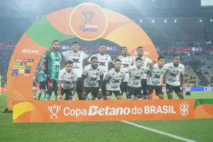 Vitória é punido pelo STJD após críticas contra arbitragem