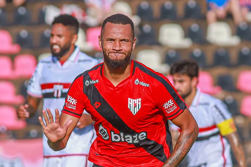 Atletico GO e Avai se enfrentam na Serie B