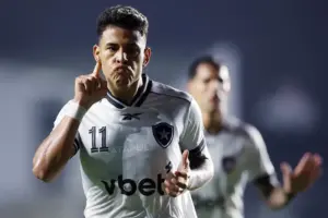 Vasco-RJ 1 x 2 Botafogo-RJ - Primeira derrota de Renato Gaúcho