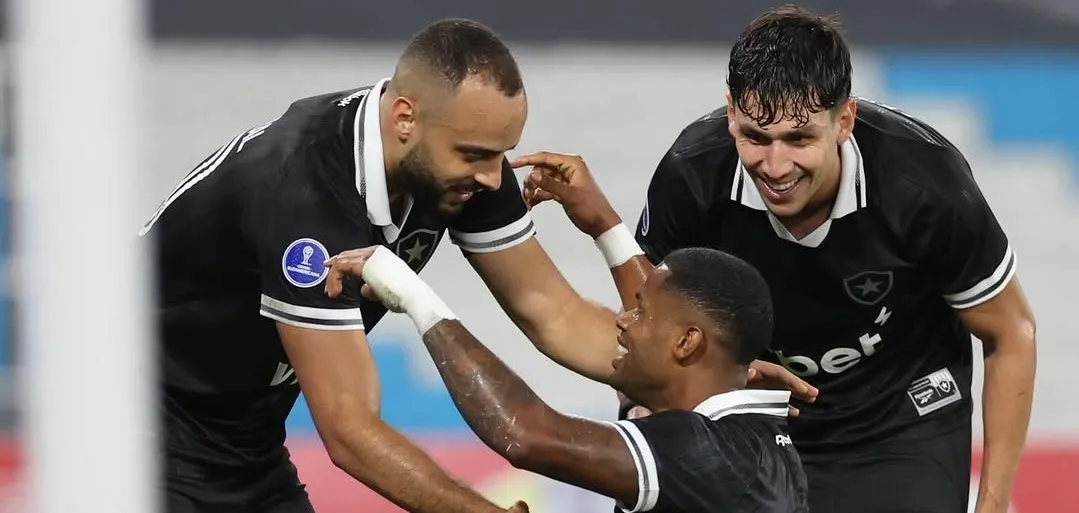 Atletas do Botafogo reunidos (Foto: Vítor Silva-BFR)