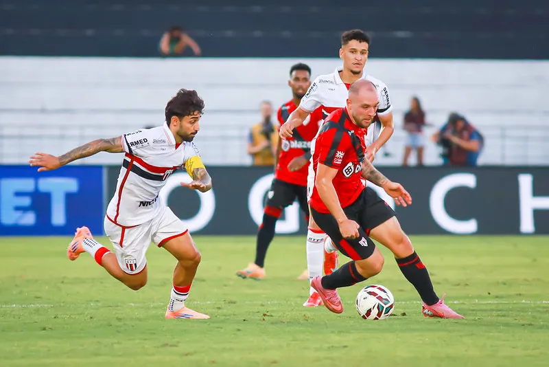 Botafogo SP e Atletico GO empatam na Serie B 1