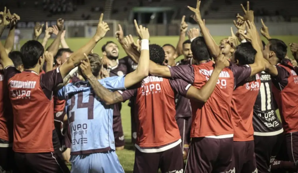 Floresta-CE x Ferroviária - Onde assistir, arbitragem e escalações