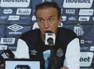 Cuca lamenta empate do Santos: 'Merecíamos vencer'
