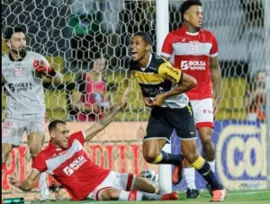 Criciúma 3 x 1 CRB - Tigre vence de novo e já é 4ª na Série B