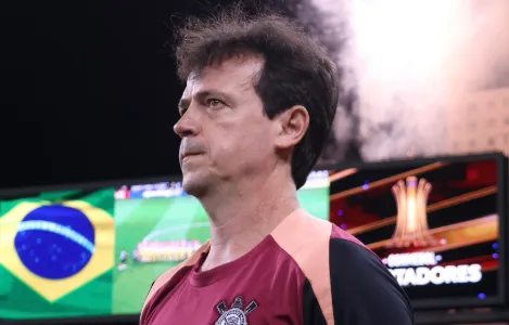 DINIZ EMPOLGA EM INICIO NO CORINTHIANS