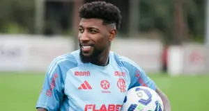 Jogador do Flamengo tem que pagar empresário até dia 13 ou vai ser suspenso