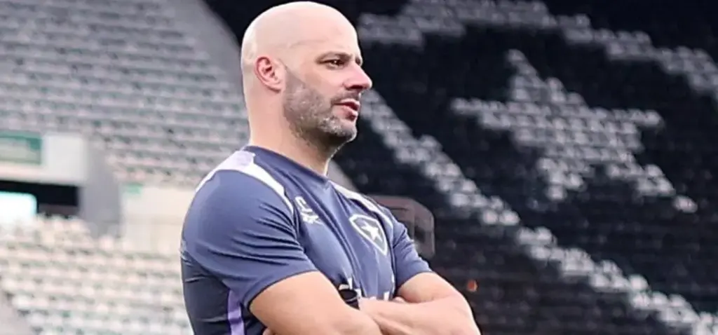 Técnico do Botafogo-RJ projeta evolução: 'Vamos melhorar muito'