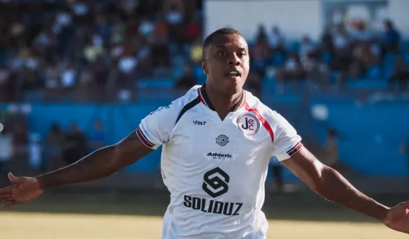 Cianorte-PR 1 x 2 Joinville-SC - Joinville vira e vence o time paranaense