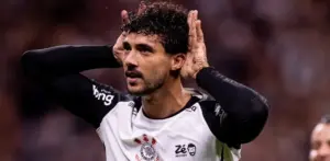 Gustavo Henrique brilha com assistência e gol pelo Corinthians
