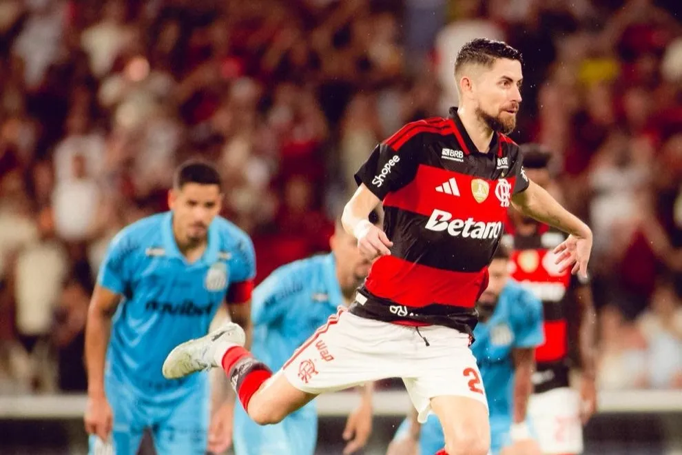 Flamengo 3 x 1 Santos - Peixe sai na frente, mas leva virada! 3 Flamengo 3 x 1 Santos - Peixe sai na frente, mas leva virada! (Foto: Divulgação/Fla)