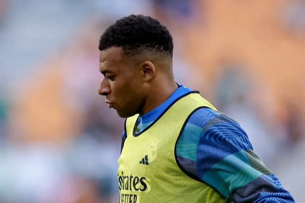 Mbappé sente desconforto pelo Real e pode ficar fora da temporada