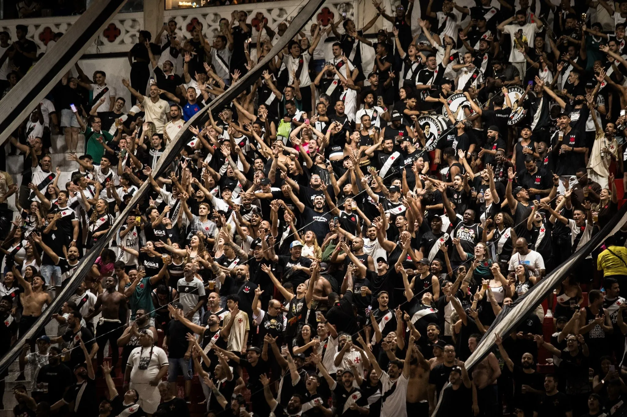 Vasco 3 x 0 Olimpia - Goleada e liderança na Sul-Americana (Foto: Dikran Sahagian/Vasco)