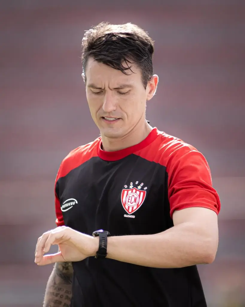 Em reapresentação, Noroeste anuncia novo treinador