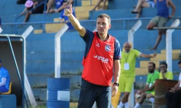 Danilo Sacramento destaca campanha do São-Carlense e projeta “decisões” contra o Barretos