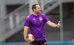 Técnico Thiago Carvalho comemora acesso e campanha histórica no Juventus