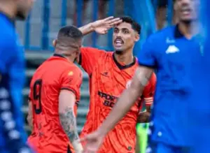 Manauara-AM 4 x 2 Nacional-AM - Robô goleia o líder na Série D