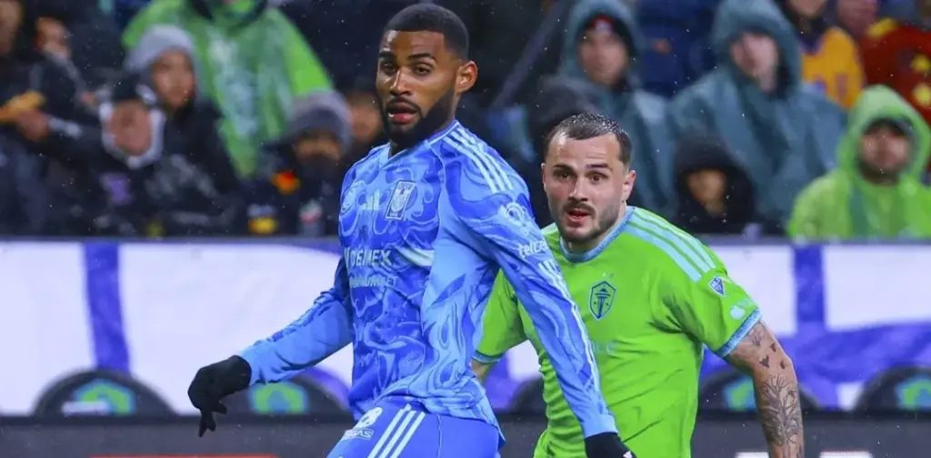 Joaquim em ação pelo Tigres (Foto: Divulgação-Concacaf)