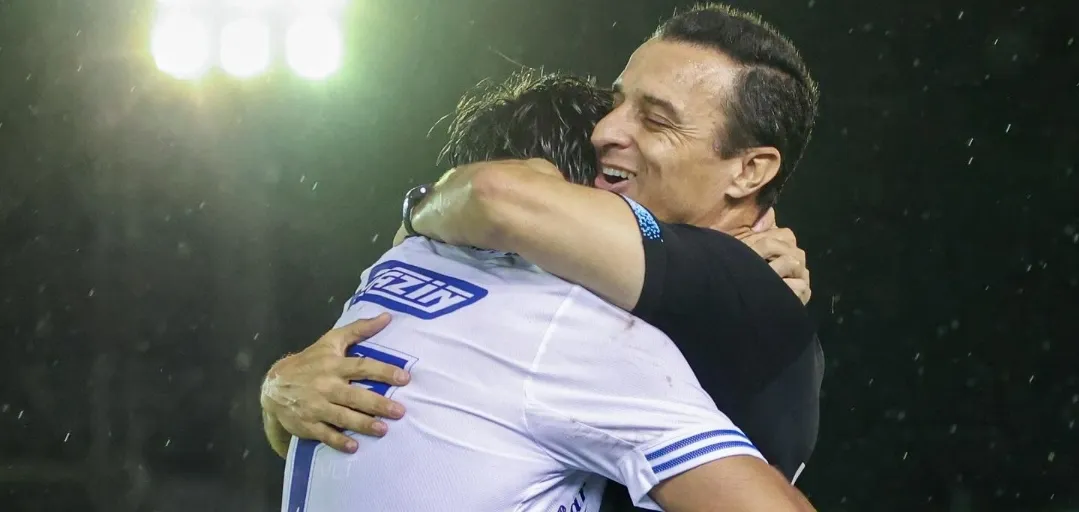 Junior Rocha celebra vitória do Paysandu (Foto: Divulgação-Paysandu)