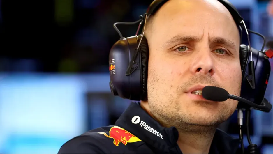 F1: McLaren confirma engenheiro de Verstappen