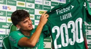 Palmeiras dá oportunidade a jovem em duelo da Libertadores