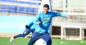 Grêmio promove estreia de joia e reforça aposta na base