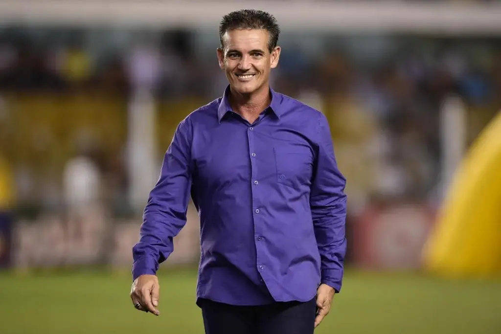 'Rei do Acesso', Paulo Roberto Santos é novo técnico do Manaus (Foto: Divulgação)