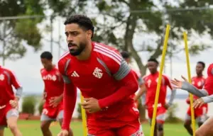 Internacional tem retornos e desfalques contra o Botafogo