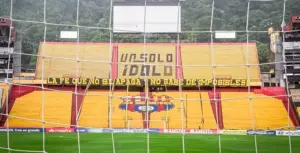 Barcelona (EQU) x Cruzeiro - Onde assistir, arbitragem e escalações