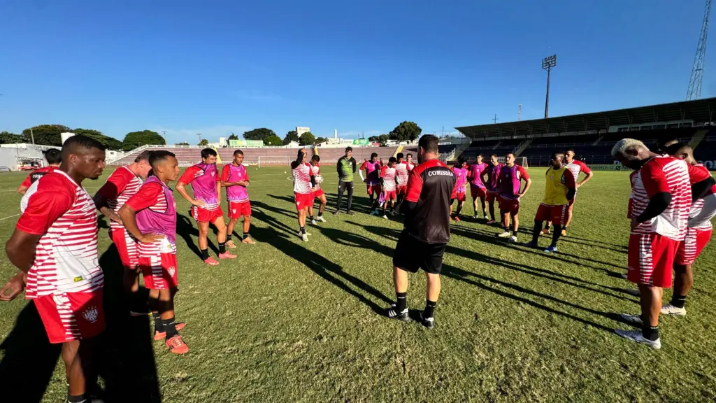 Série D: Noroeste busca reação após início preocupante