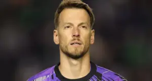 Goleiro do Botafogo-RJ supera falhas e volta a ganhar confiança