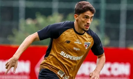 São Paulo perde volante após fratura durante treino