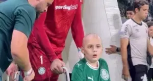 Torcedor do Palmeiras supera tumor e vive sonho no Allianz