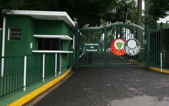 Justiça condena três da Mancha Alviverde por invasão ao CT do Palmeiras